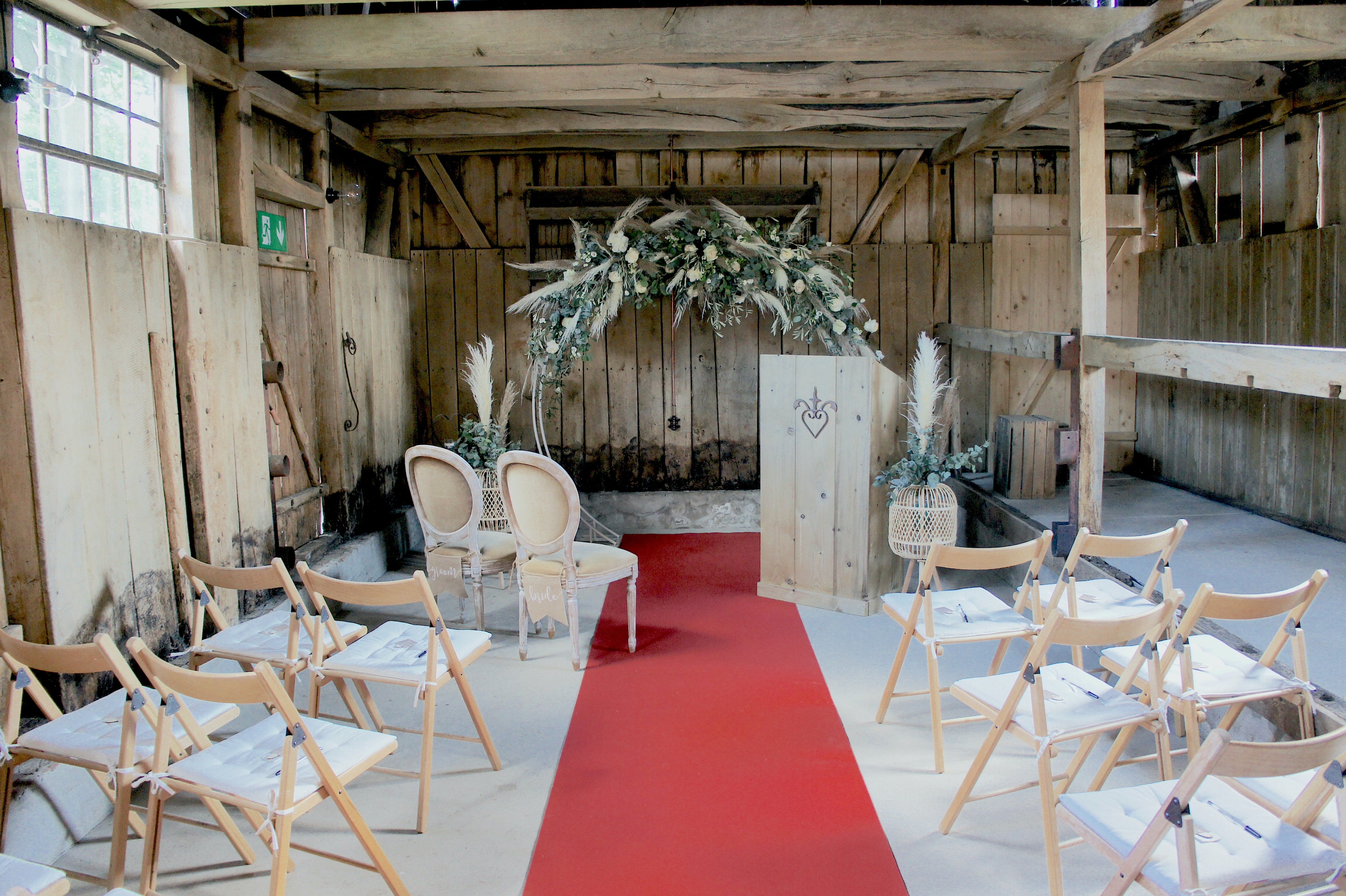 Traubogen aus Metall, Farbe weiß, Durchmesser 230 cm