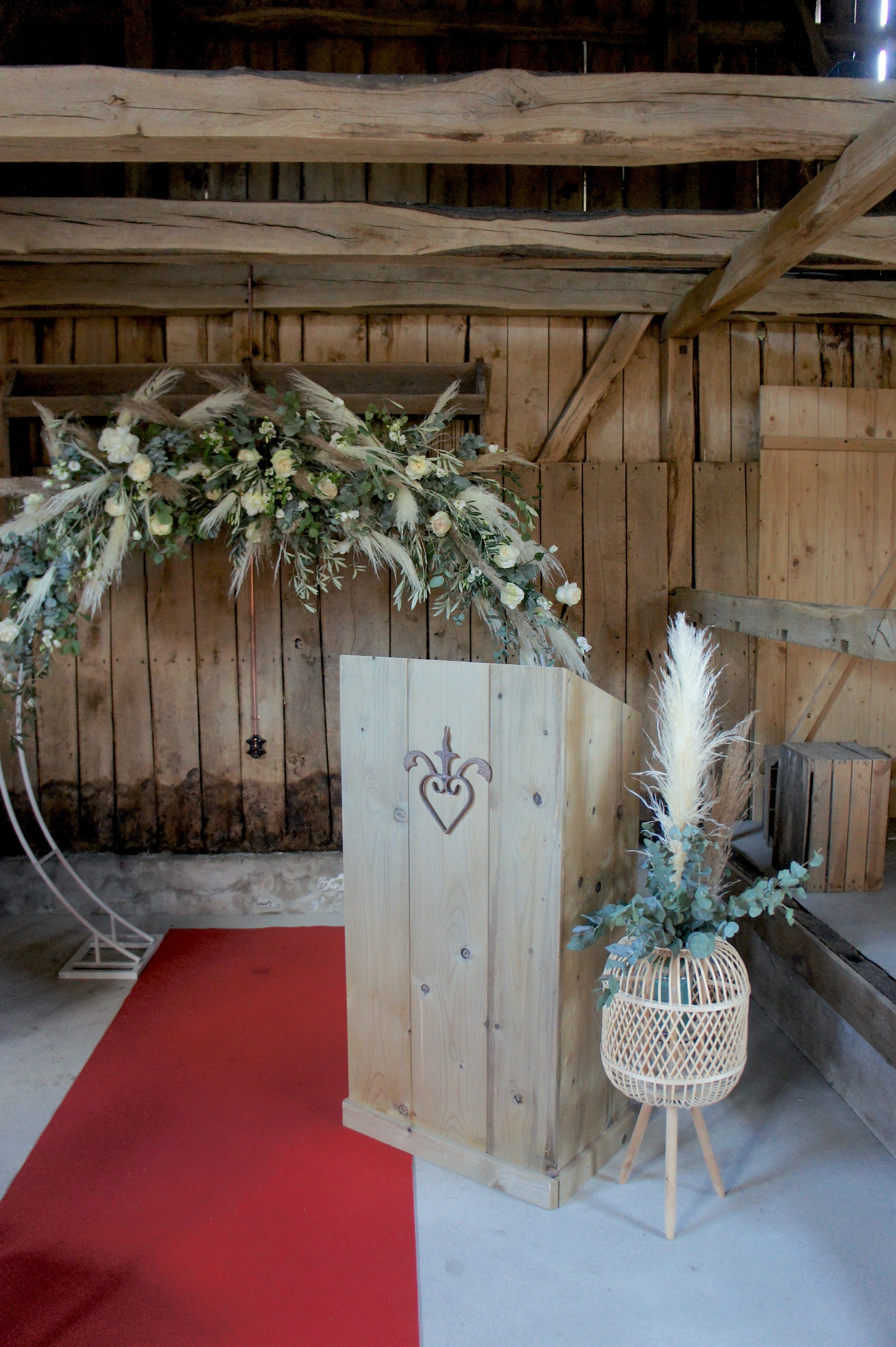 Traubogen aus Metall, Farbe weiß, Durchmesser 230 cm