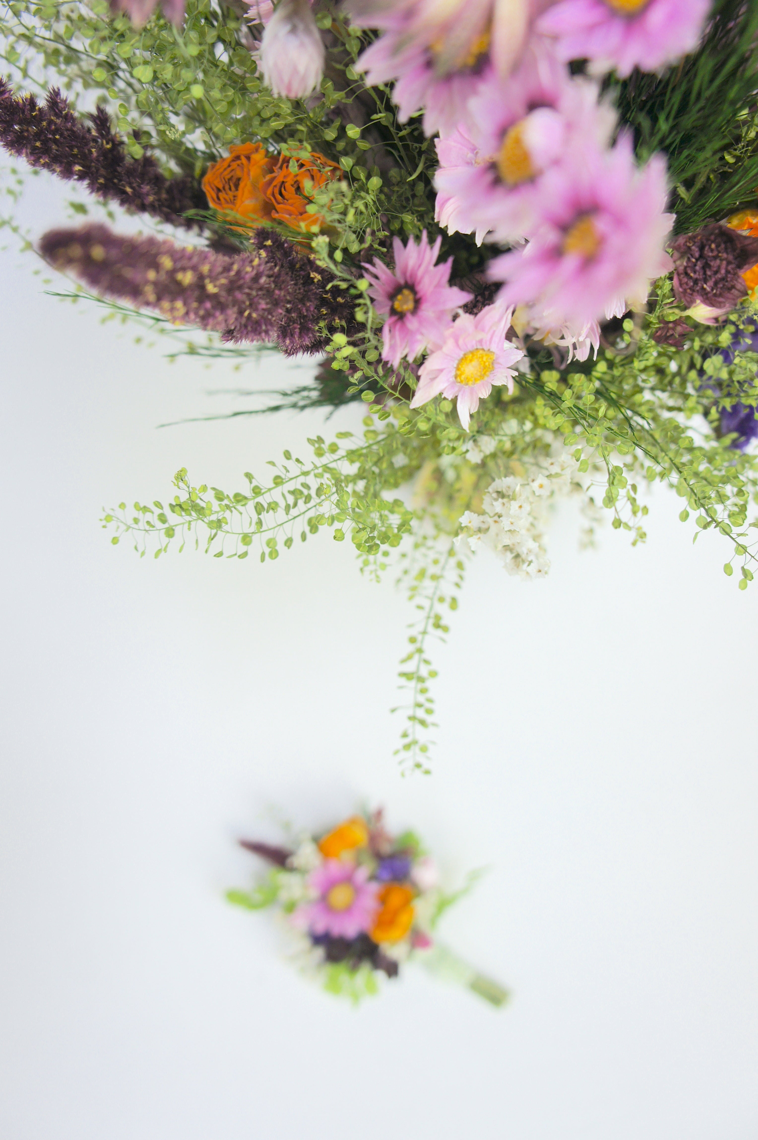 MARIE & DER SOMMER- unsere neue Trockenblumenserie mit Brautstrauß, Haarkranz und Reversschmuck