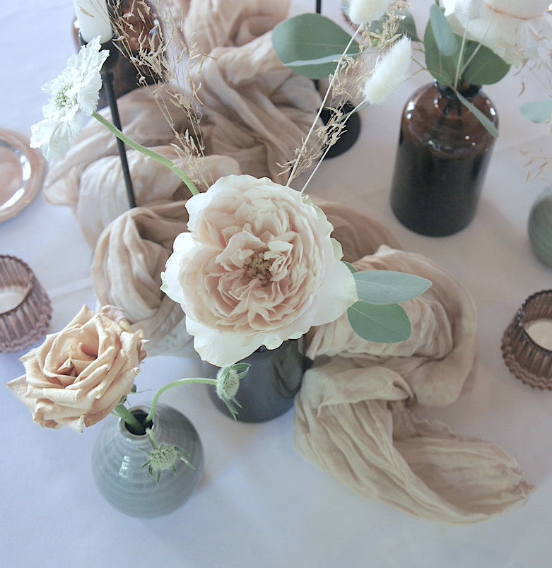 Vase aus Keramik, bauchige Form, geeignet für Einzelblüten