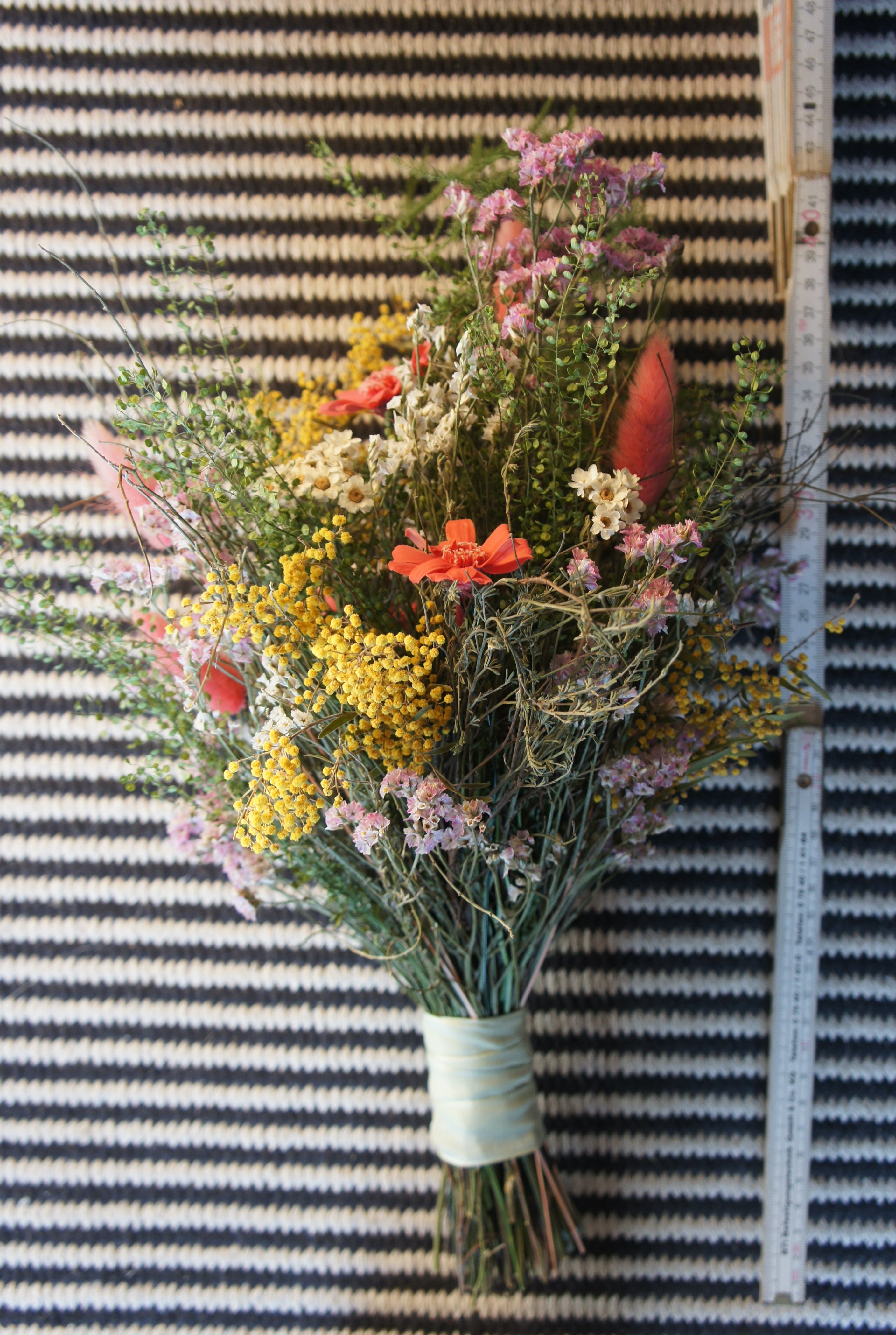 SOMMERGARTEN Trockenblumen / Dried flowers, Stabilisierte Zinnien / Infinity Flowers, Hochzeit / Wedding