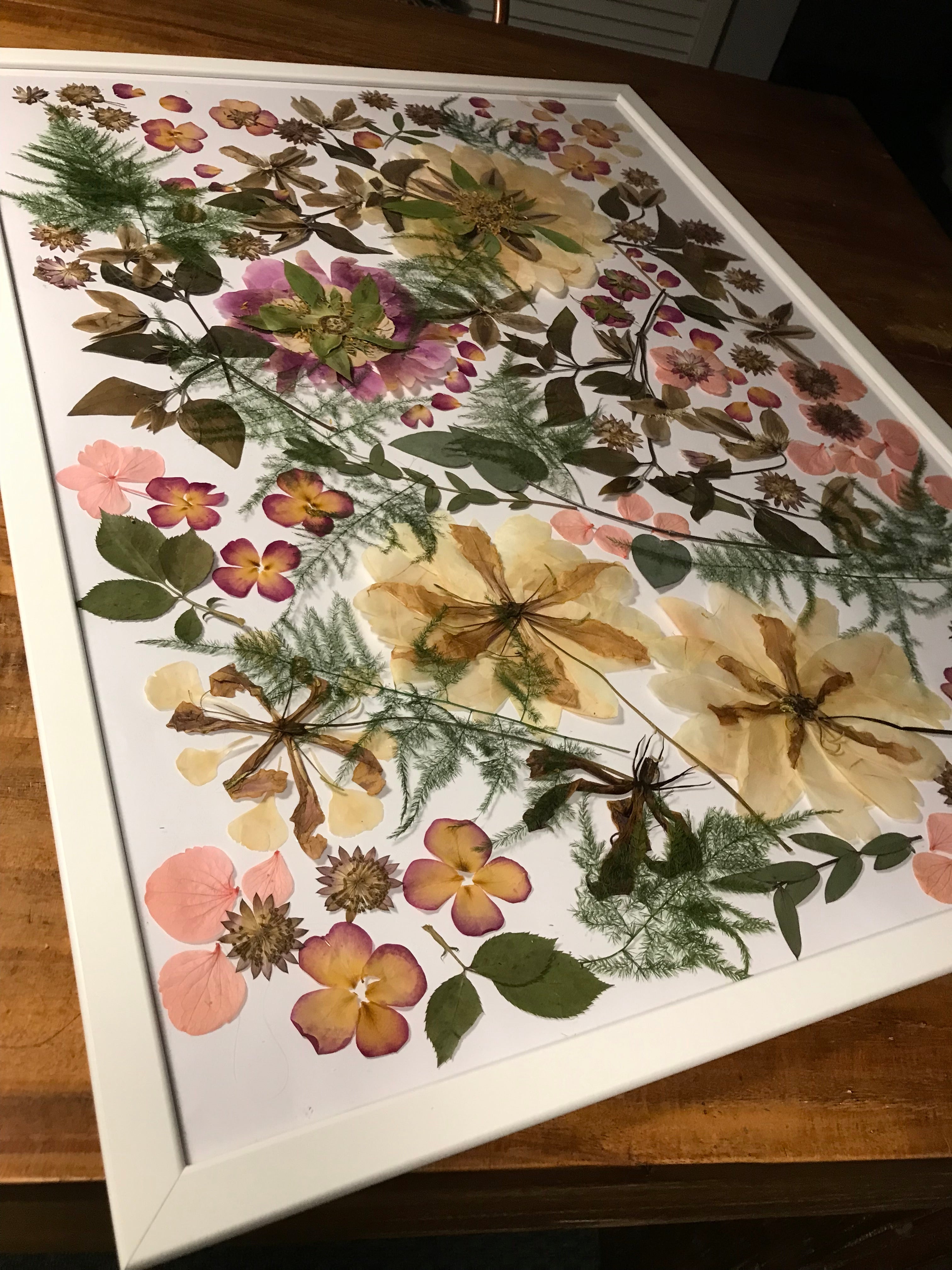 Buche Dir jetzt mit Anzahlung das Zeitfenster für DEINE Brautstraußkonservierung in 2025/2026