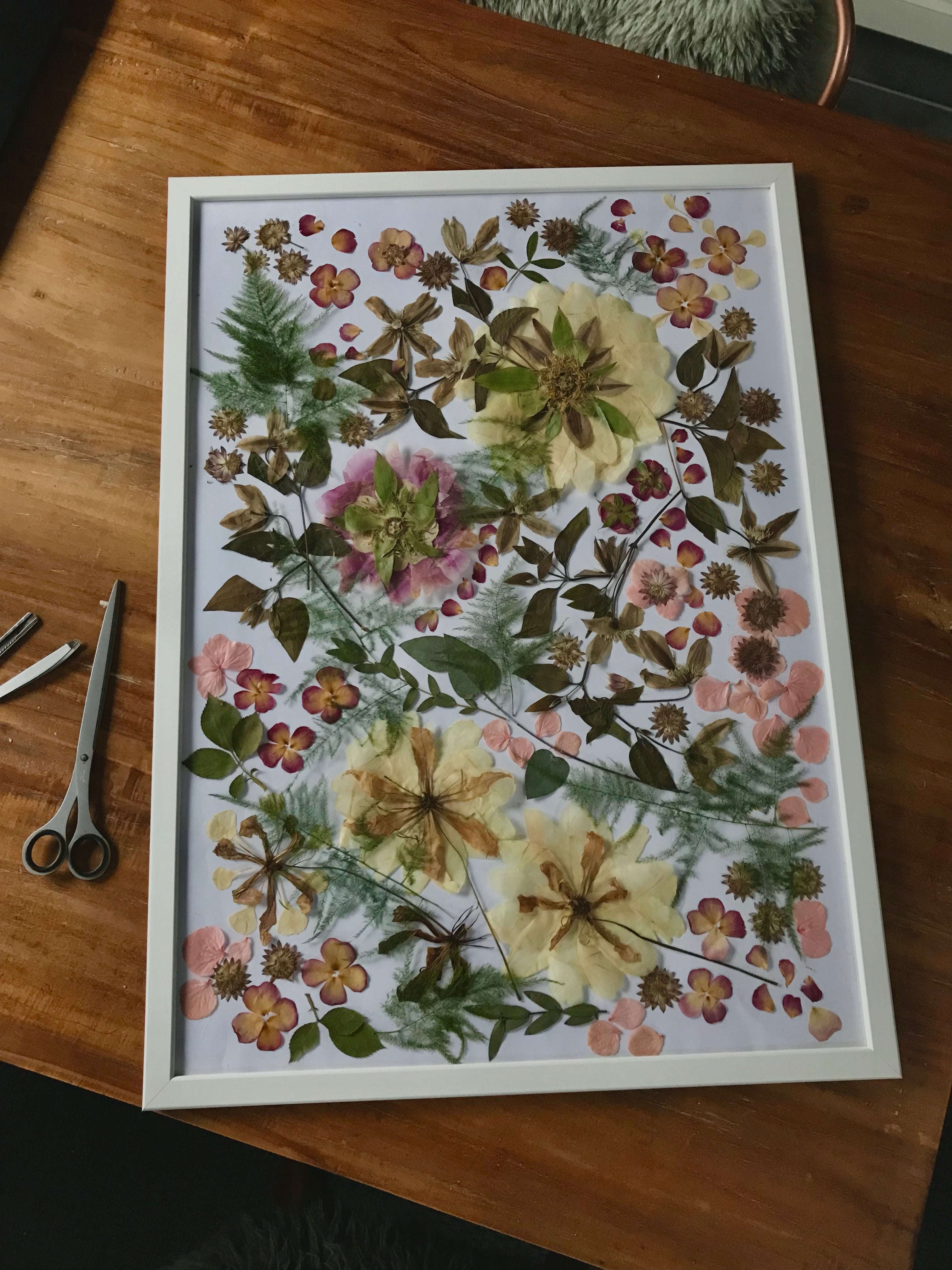 Buche Dir jetzt mit Anzahlung das Zeitfenster für DEINE Brautstraußkonservierung in 2025/2026