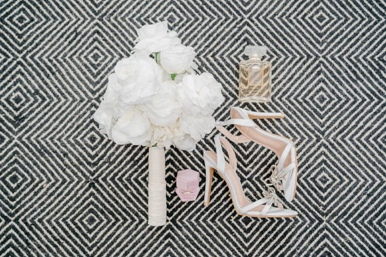 "MONO ROSE", Brautstrauss, Bridebouquet, stabilisierte Rosen, Infinity Roses