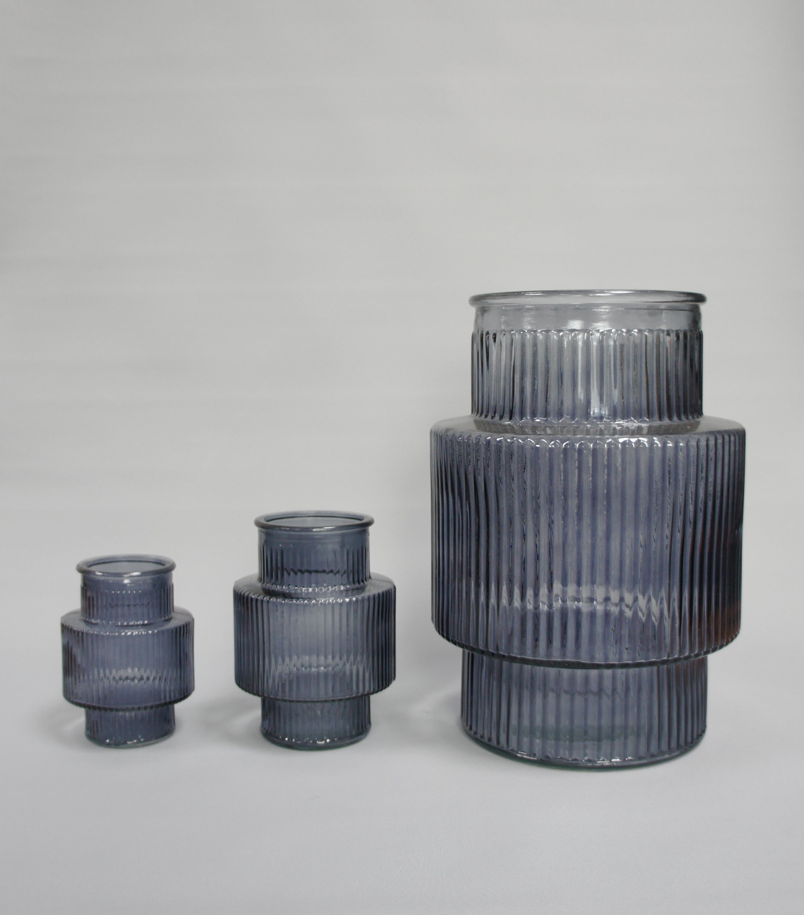 Glasvase, geriffelt, Farbe Grün und Graublau, erhältlich in 3 Größen