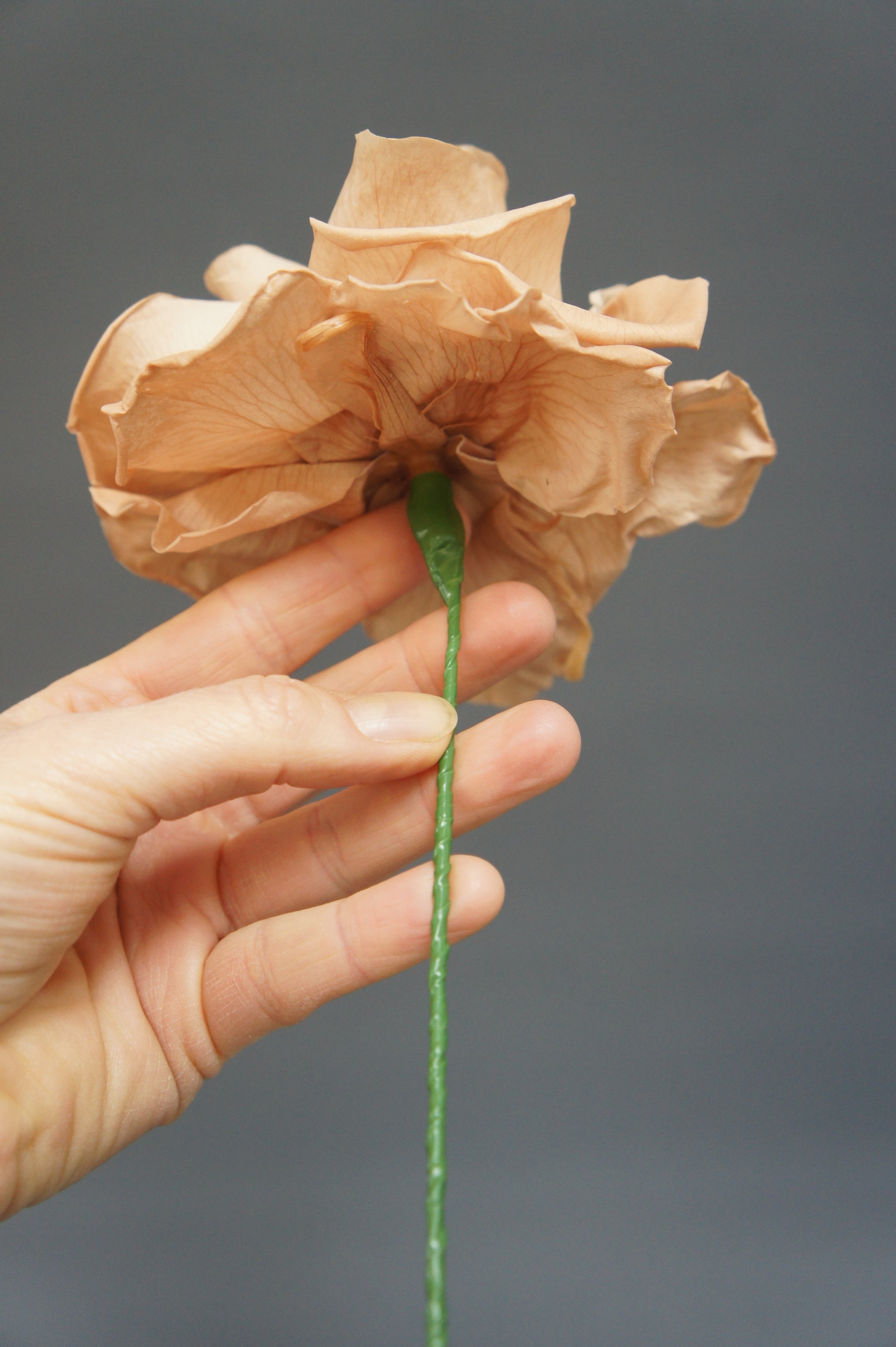 Serie MONO ROSE, Brautstrauß, Brautbouquet, Reversschmuck, Flower pin, Inifinity roses, stabilisierte Rosen