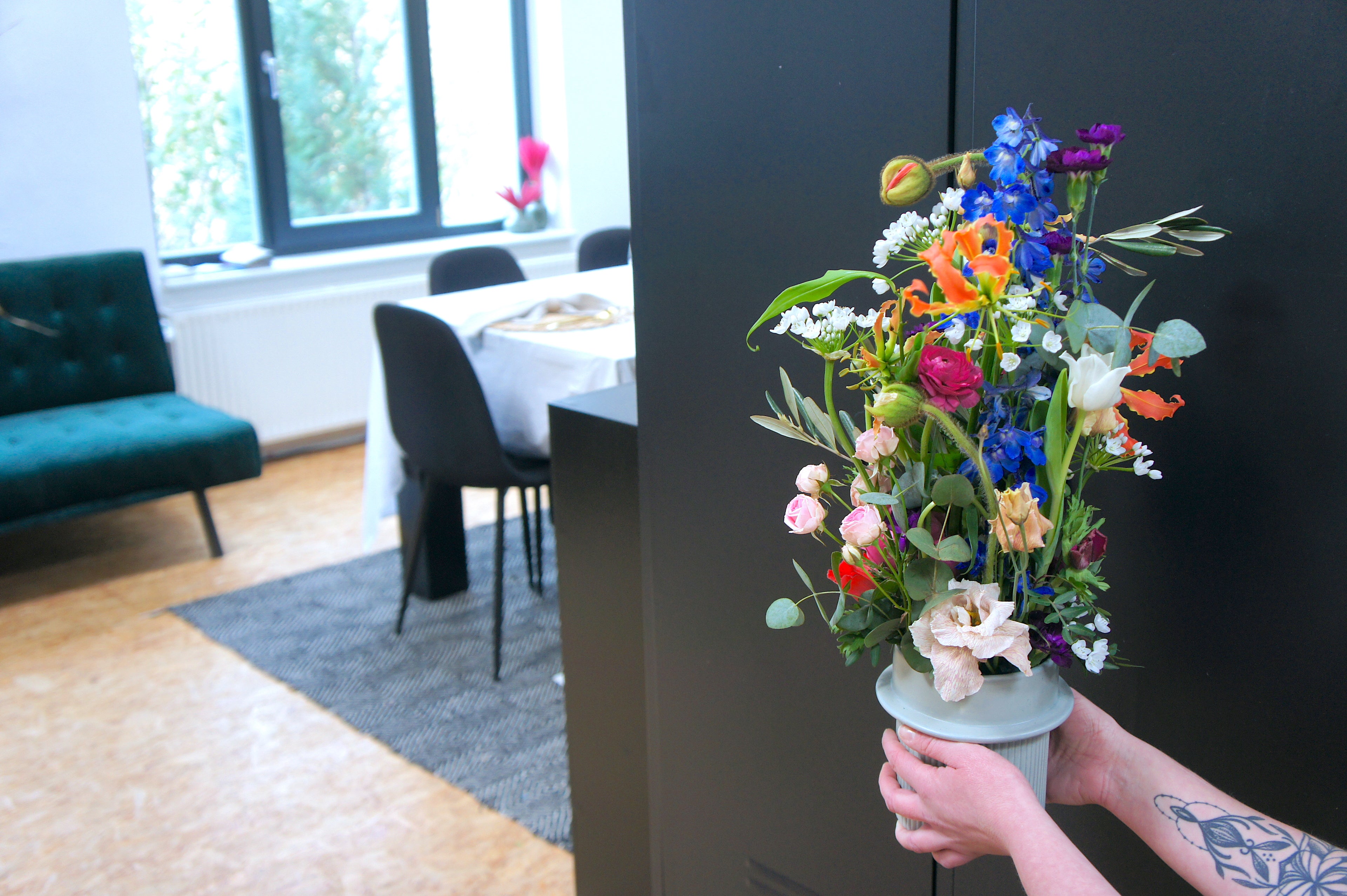 Frischblumengesteck inkl. Keramikgefäß