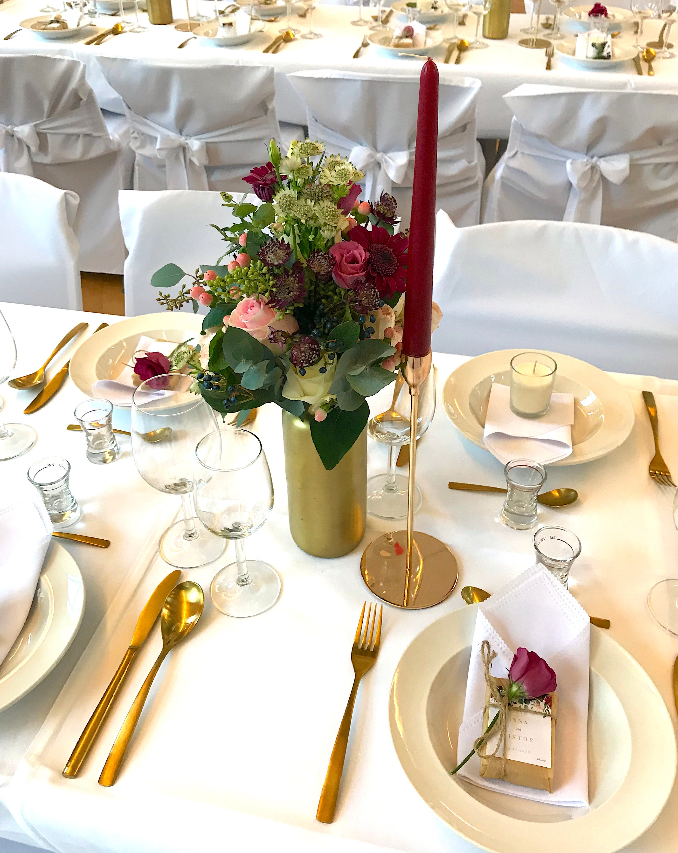 Metallvase, gebürstete Oberfläche, Farbe Antikgold, in 2 Größen erhältlich