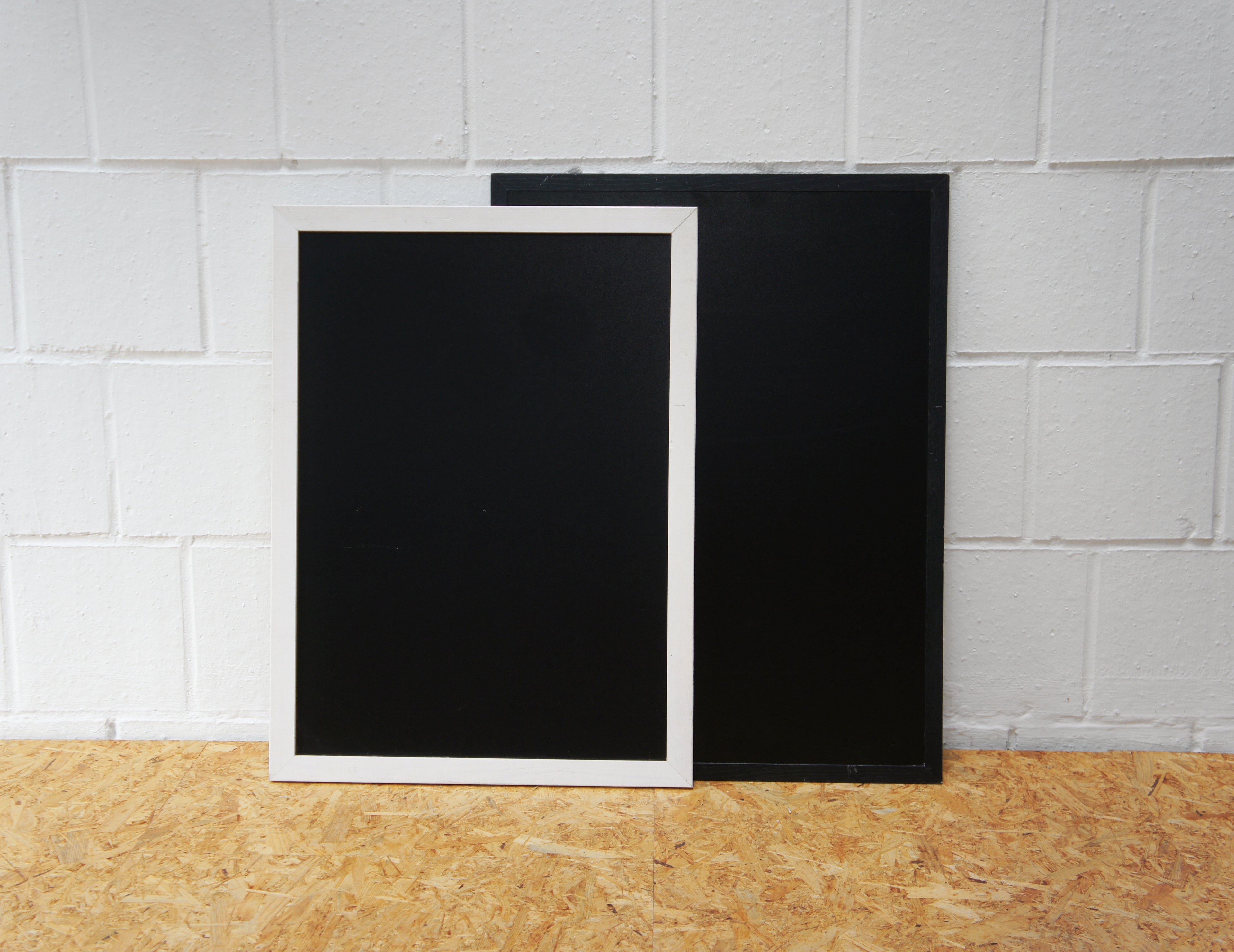 Kreidetafel mit Holzrahmung in Farbe Schwarz oder Weiß, exkl. Staffelei