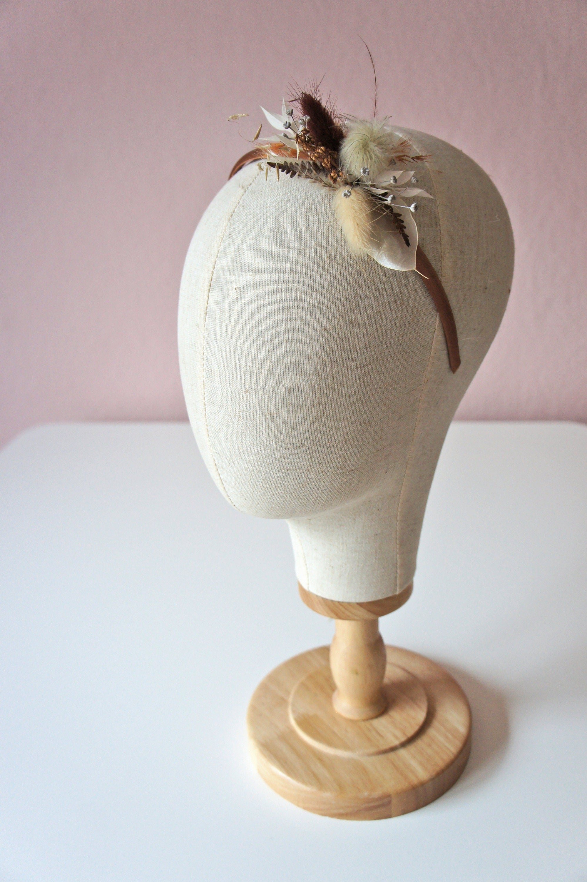 Serie ERDVERBUNDEN, Trockenblumen, stabilisierte Rosen / Dried flowers, Preserving roses