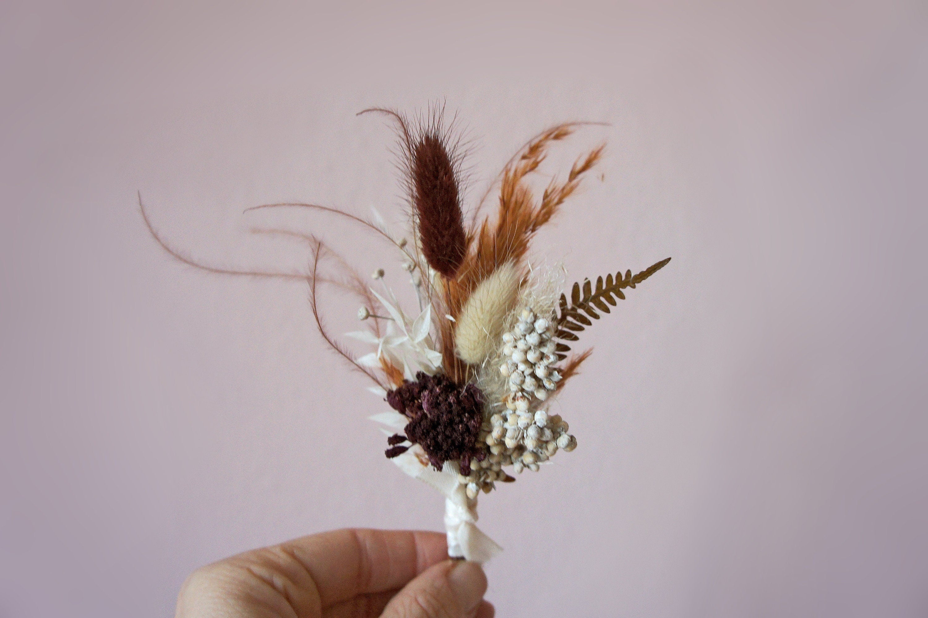 Serie ERDVERBUNDEN, Trockenblumen, stabilisierte Rosen / Dried flowers, Preserving roses