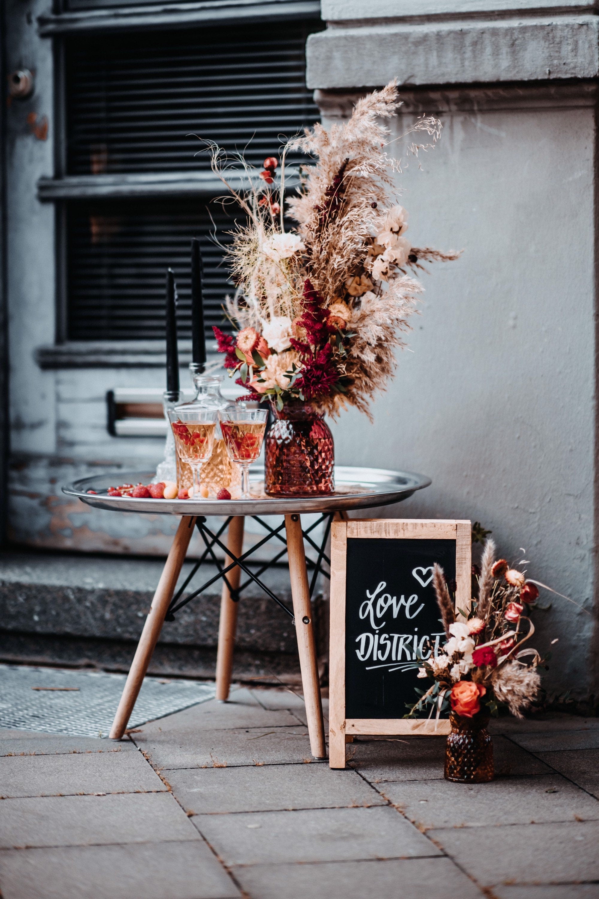 Serie LOVE in THE CITY, Brautstrauß, Reversschmuck, Vasenstrauß, Trockenblumen, stabilisierte Blumen/ Dried flowers, Preserving flowers