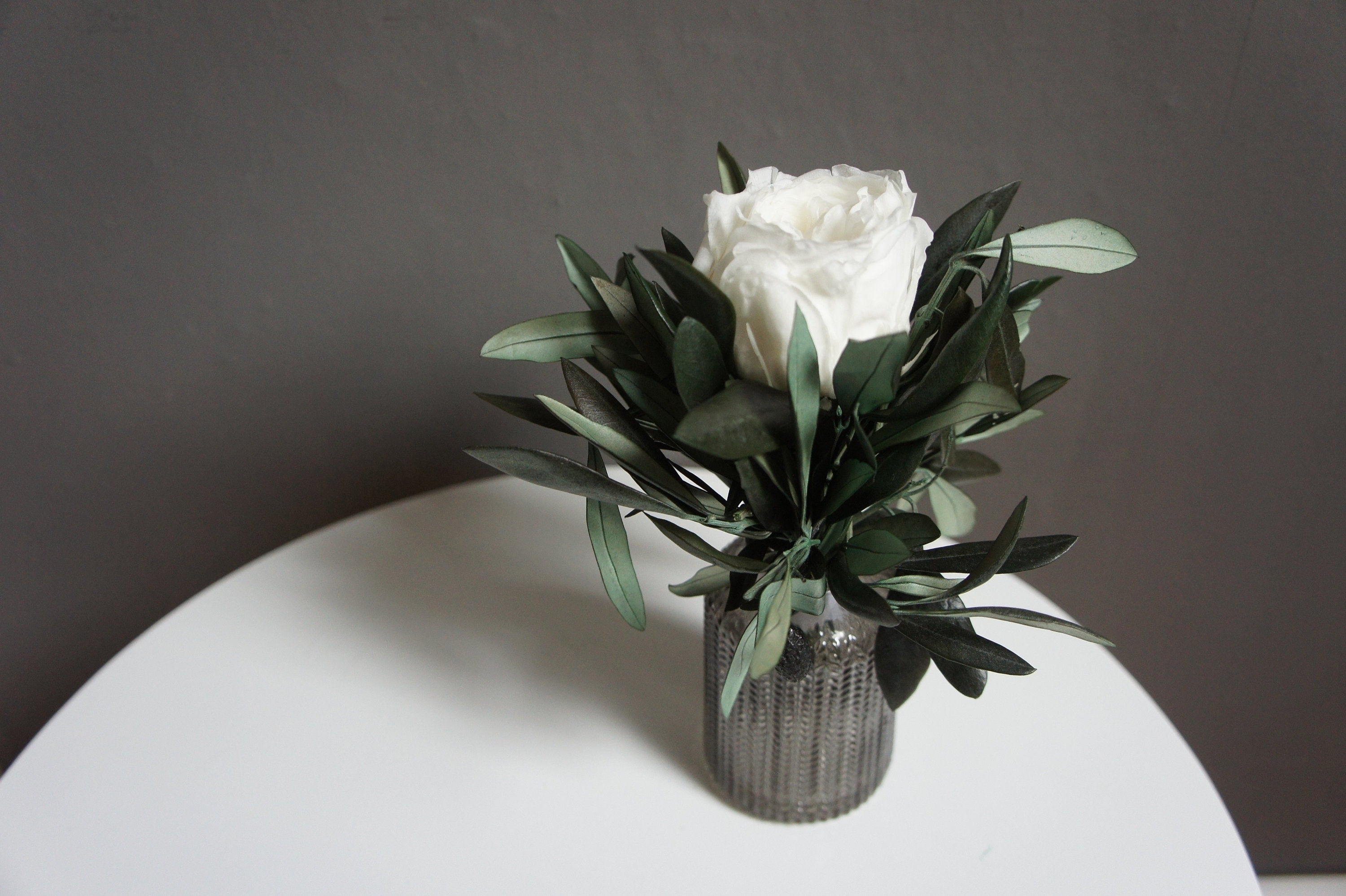 Serie GRACEFUL ROSE, Tiny bouquet/Kleiner Strauß, Infinity rose / Preserving Rose / Preserving Olive