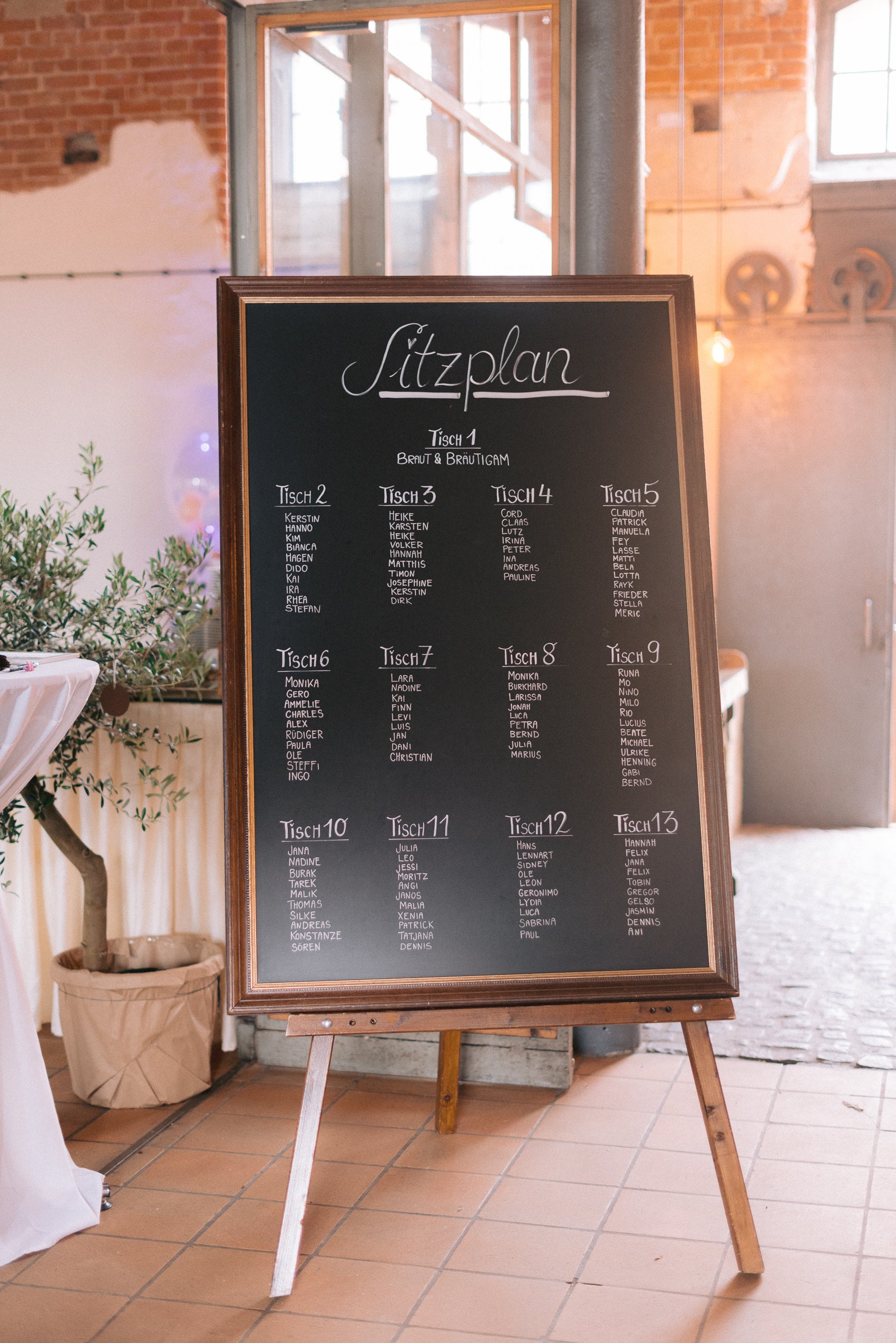 Kreidetafel mit Holzrahmung inkl. Schwerlaststaffelei