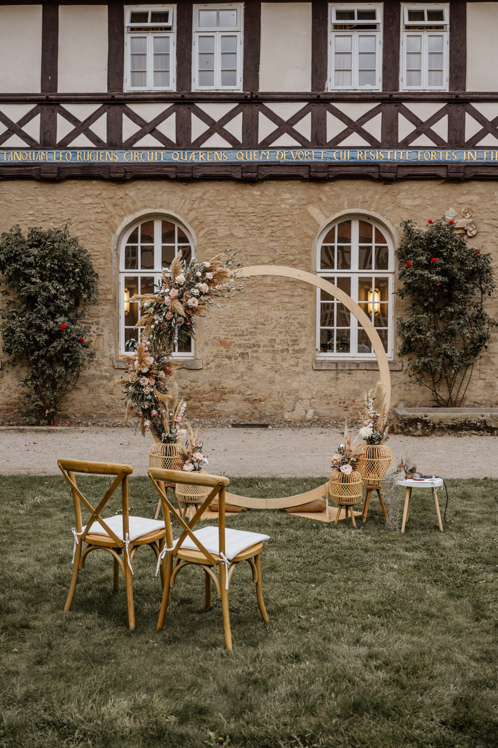 Traubogen aus Holz, rund, Durchmesser 200 cm