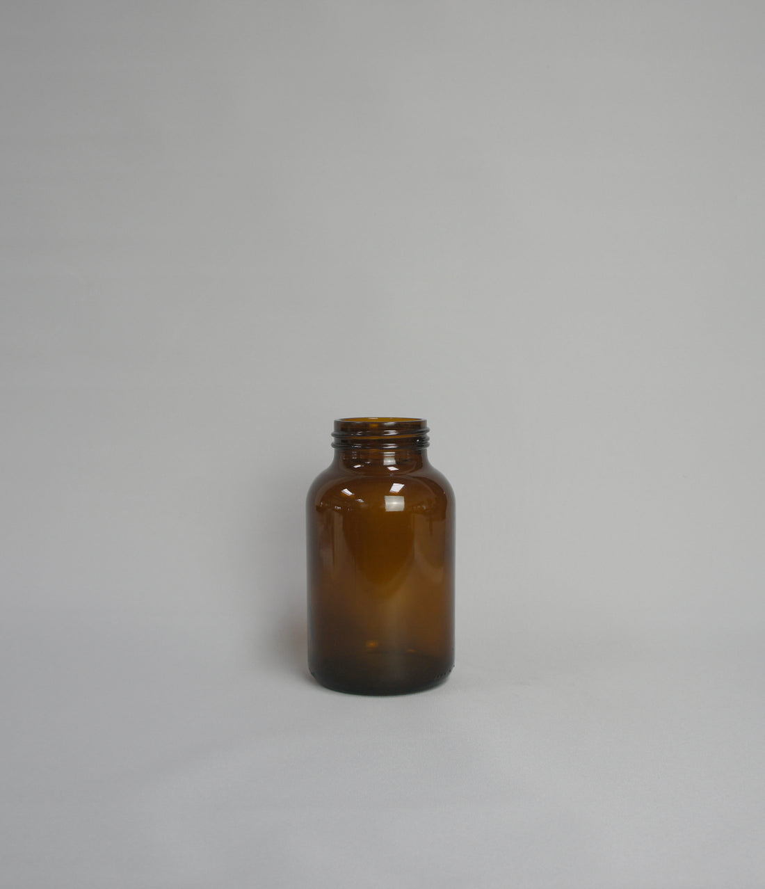 Apothekerflasche, Farbe braun, zylindrisch mit Gewinderand oben