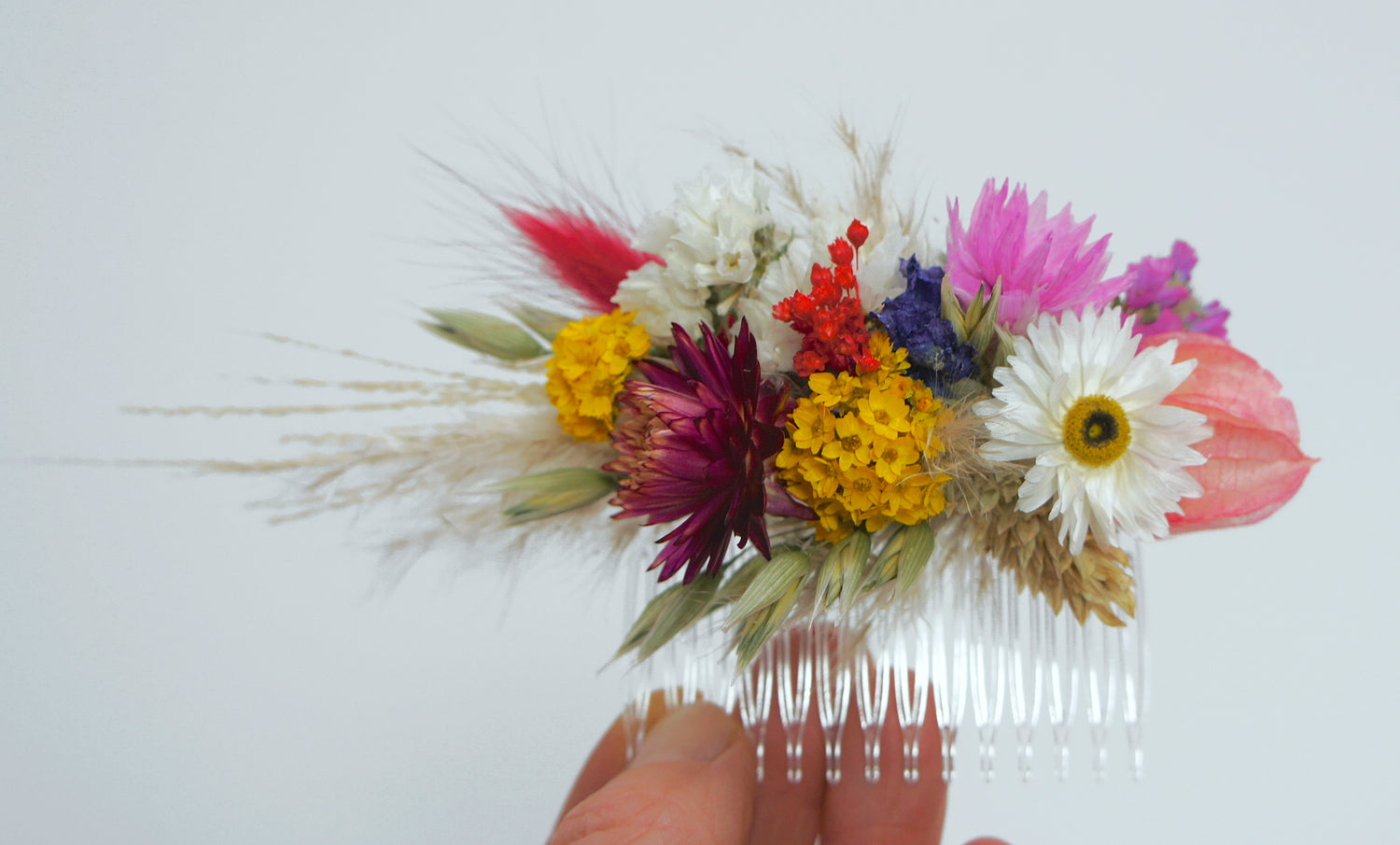 WIESENFEST, Trockenblumen, Dried flowers, Brautstrauß, Reversschmuck, Haarkamm, Haarkranz, bunt, Wiesenblumen
