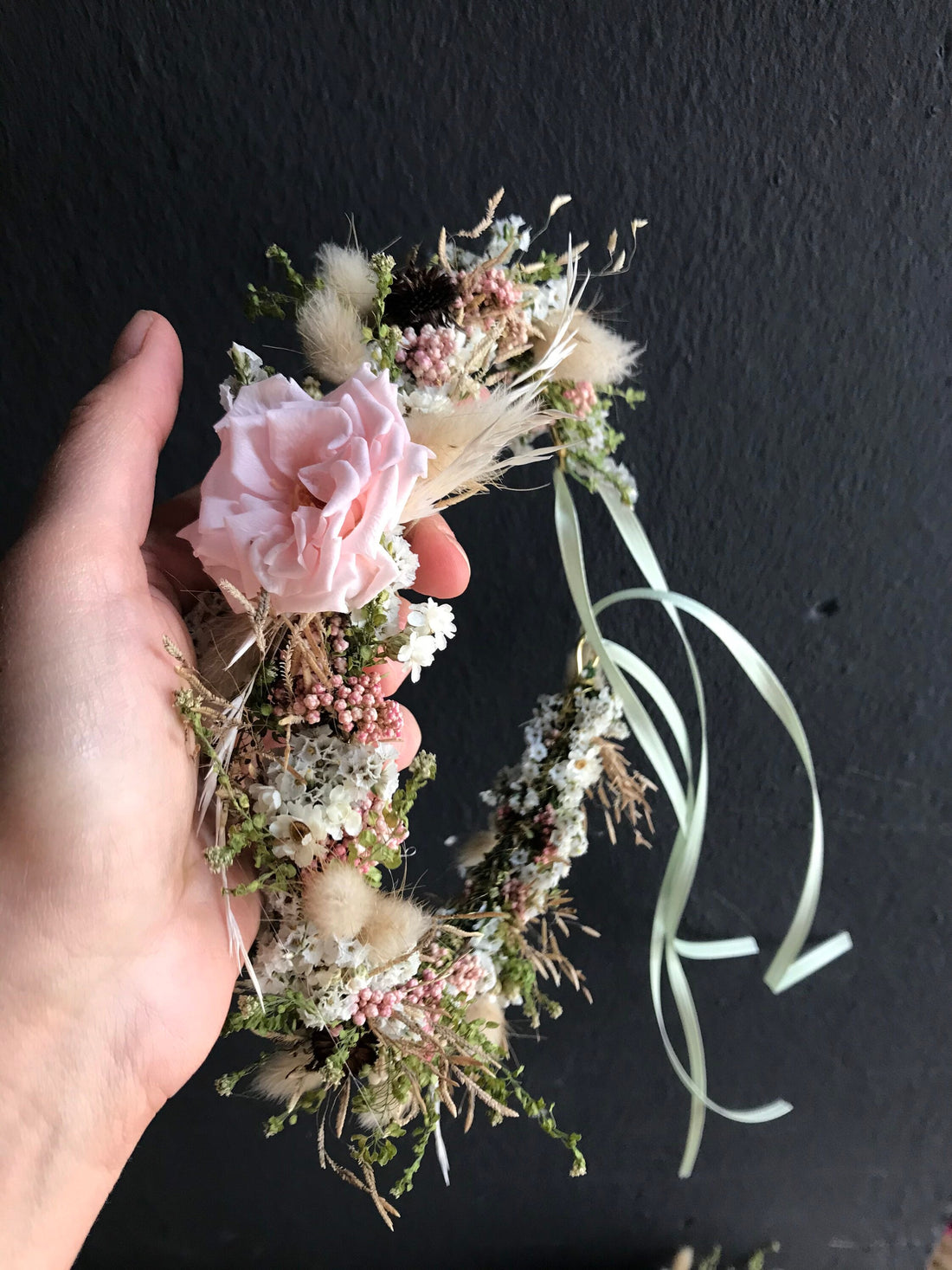 Serie TINY ROSE, Haarkranz Trockenblumen, mit stabilisierter Rose, Flower crown, Dried flowers