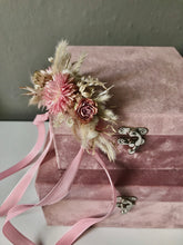 Serie BOHO ROSE, Blütenarmband aus Trockenblumen, Dried flowers
