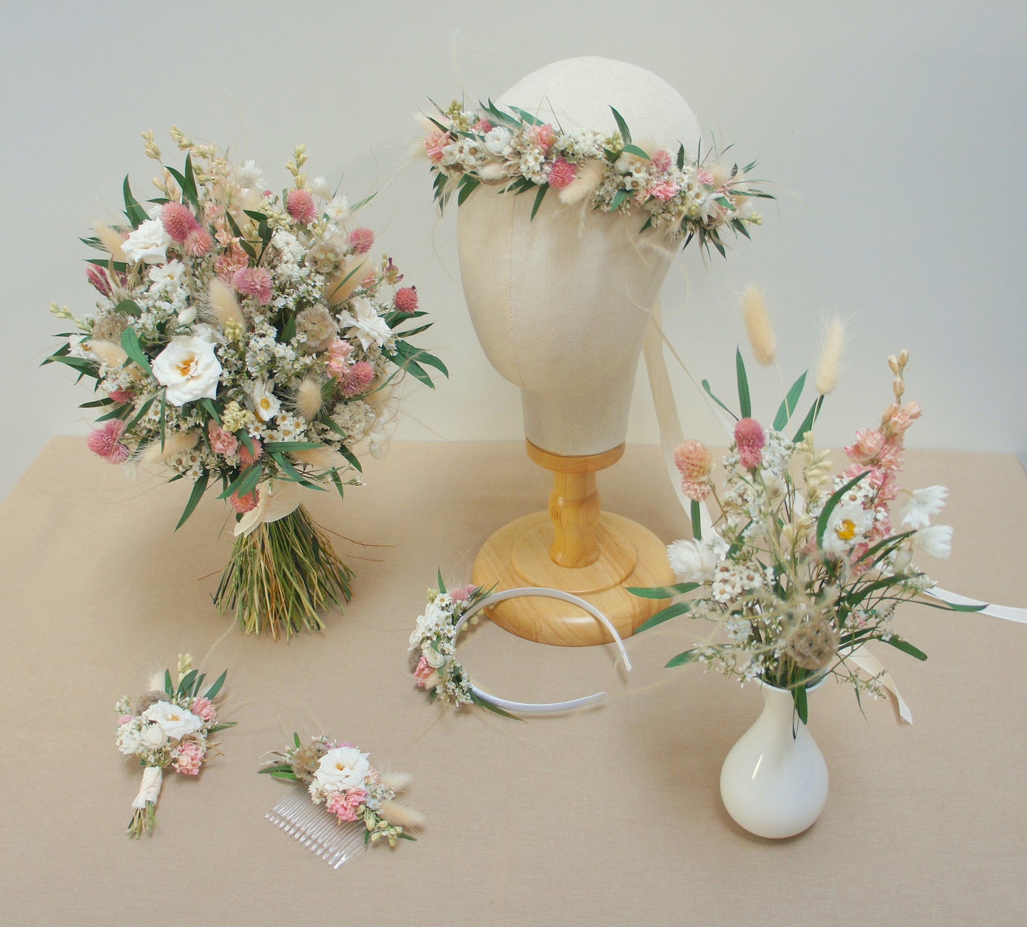 Serie FREUDENTAG, Trockenblumen / Dried flowers, Stabilisierte Rosen / Infinity roses, Hochzeit / Wedding