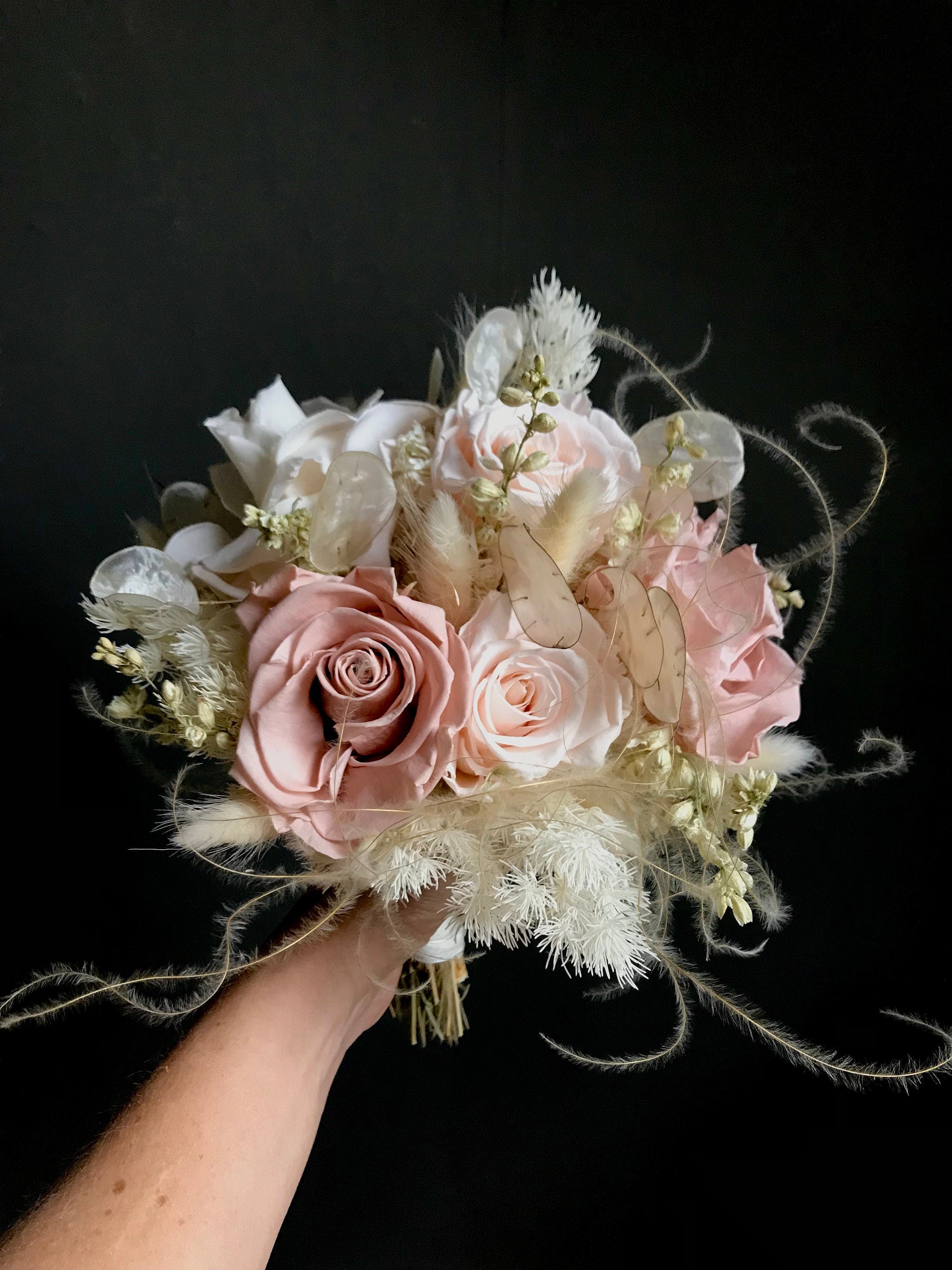 Serie „FABELHAFT &amp; ELEGANT“, Brautstrauss, Trockenblumen, Bridebouquet Dried flowers, stabilisierte Rosen, Infinity Roses