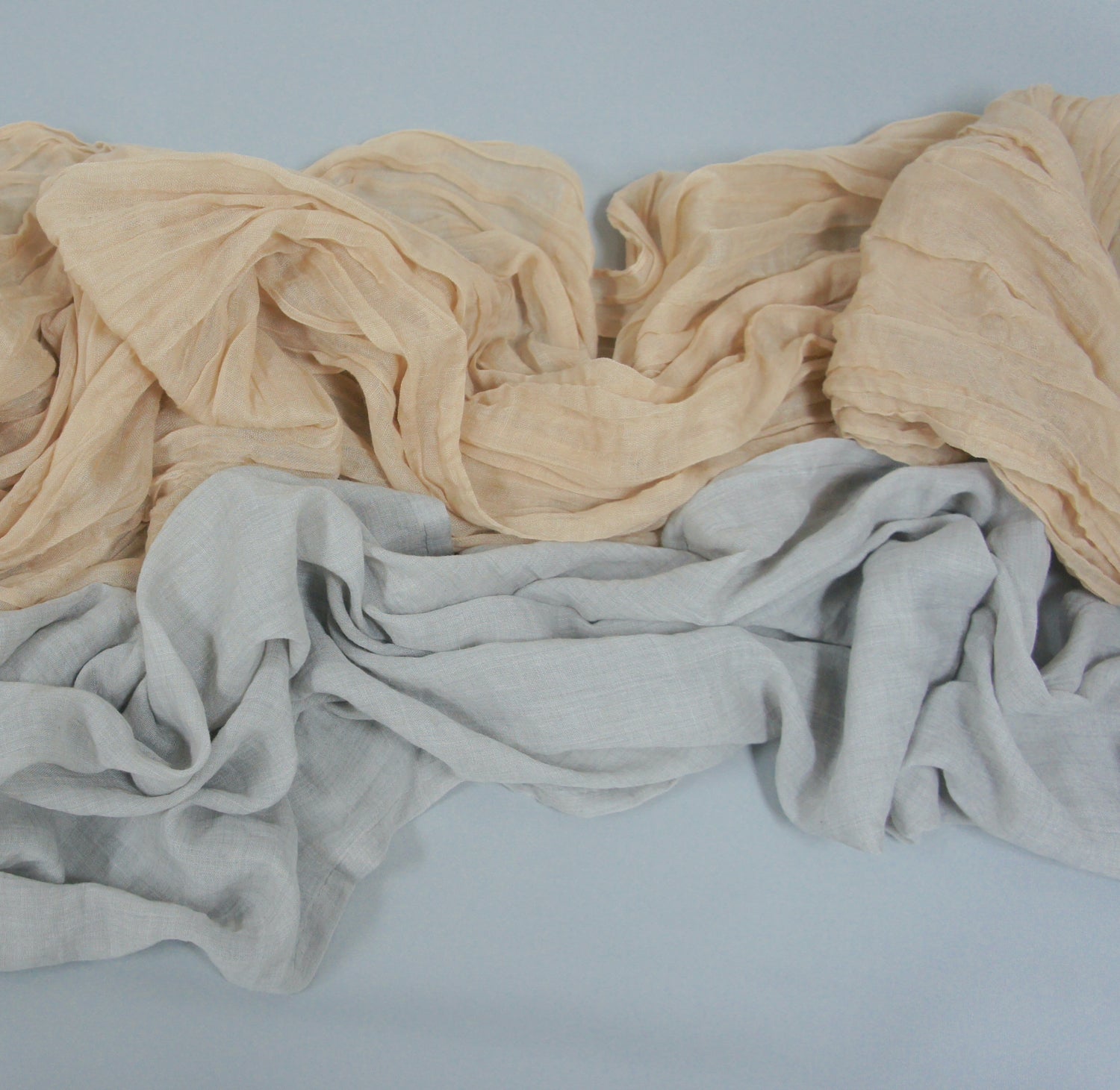 Tischläufer aus Baumwolle in 3 Farben erhältlich: Grau, Sand und Salbei